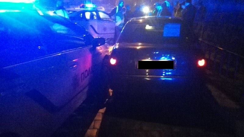 У Франківську п’яний водій тікав від поліцейських, “бо дуже їх боїться” (відео)