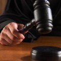 Апеляційний суд залишив без змін вирок калуським шахраям, які ошукали людей на 200 тисяч гривень