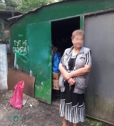 Мешканка Франківська поруч вокзалу продавала спирт на розлив