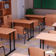 Деякі навчальні заклади Франківська отримають нові меблі