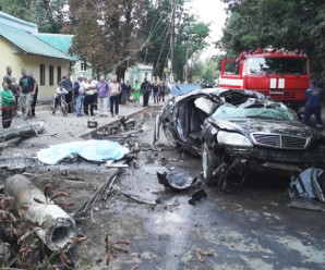 Смертельна аварія у Коломиї: автомобіль на великій швидкості трощив все на шляху (відео)