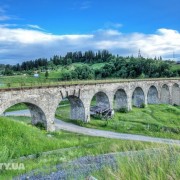 Один з найбільших кам’яних мостів світу знаходиться в Україні