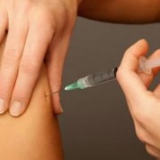 В Івано-Франківськ завезли вакцину БЦЖ (відео)