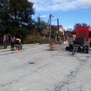 Дорожники ремонтують ділянку автошляху Р-38 “Богородчани-Гута” (фото)