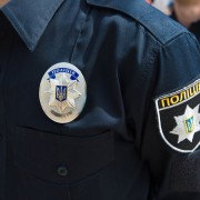 В центрі Івано-Франківська порушник ПДР бризнув газовим балончиком в обличчя поліцейських