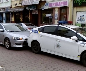 В Івано-Франківську автомобіль патрульної поліції потрапив у ДТП (фото)