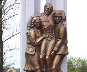 На Франківщині у Заболотові відкрили пам’ятник присвячений Героям України (ВІДЕО)
