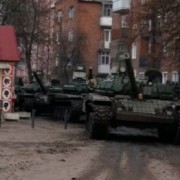 Центром Коломиї проїхали танки. Фото, відео