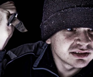 На «Софіївці», наркоман з ножем кидався на дітей та випадкових перехожих