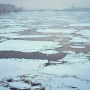 На Харківщині двоє малюків провалилися під лід, одного не врятували