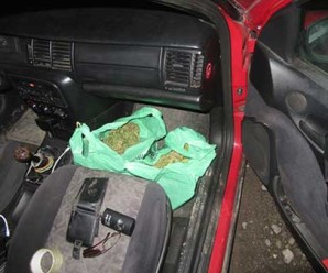 Мешканець Тлумача перевозив в автомобілі кілограм марихуани (фото)