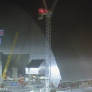 У Чорнобилі 4 енергоблок АЕС почали вкривати саркофагом