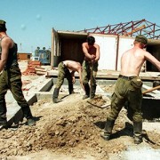 Помешкання військовому командиру у Дрогобичі будують його підлеглі строковики