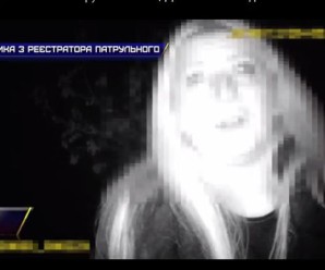 П’яна гламурна блондинка, у шубі за «$10 тисяч», вчинила конфлікт з івано-франківськими патрульними (відео)
