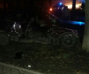 На Прикарпатті у ДТП загинув 23-річний водій. Ще двох молодих дівчат госпіталізовано