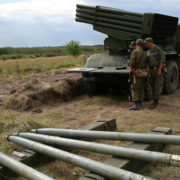 Гуманітарка на Донбасі: як ватажки бойовиків вигадали нову схему дерибану