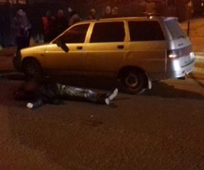 У середмісті Франківська на пішохідному переході легковик збив чоловіка. ФОТО