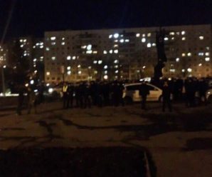 Масова бійка в Харкові: 200 осіб влаштували “район на район” зі стріляниною (відео)
