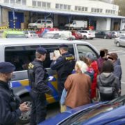 У Чехії влаштували облаву та депортували значну кількість українців з польськими візами (ФОТО)