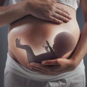 Це справді вражає: вагітна жінка побачила бабусю на УЗД-знімку (фото)