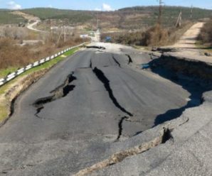 Нові кримські дороги шокували своєю «якістю»