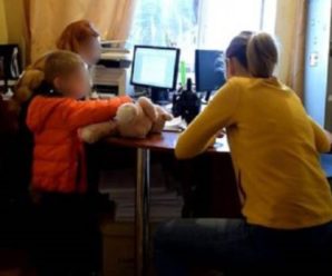 У Києві жінка побила 4-річну доньку до втрати свідомості