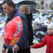 Гори сміття: соцмережі стривожили фото з пасхального Львова