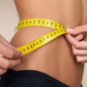4 вправи, які допоможуть спалити жир на животі і боках (ВІДЕО)