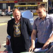 Стали відомими деякі подробиці затримання сьогодні у Івано-Франківську чиновника на хабарі (фото)
