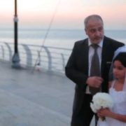 12-річну дівчинку видали заміж на 50-річного чоловіка: батьки тільки «за»! (відео)