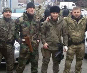 Російські мами, дружини, подивіться як ваші “захисники” Донбас від “карателів” звільняють (відео 16+)
