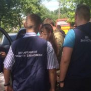 На Прикарпатті затримали голову сільради, який вимагав від ветерана АТО хабара за виділення земельної ділянки. ФОТО