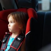 Діти в авто: які сюрпризи чекають на водіїв