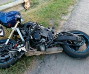 На Прикарпатті пасажиру мотоцикла зняло скальп