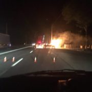 П’яний водій, тікаючи від франківських патрульних, врізався в електроопору. Автомобіль загорівся і вибухнув. ФОТО/ВІДЕО