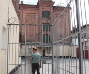 За колючим дротом: Життя засуджених та ув’язнених у франківській тюрмі