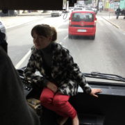 В Івано-Франківську водій автобуса возить дівчат на панелі (ФОТО)
