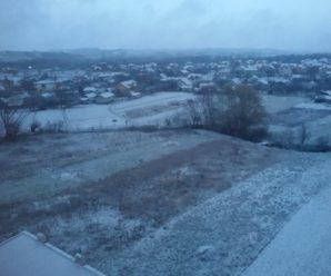 Перший сніг засипав Івано-Франківськ. ФОТО/ВІДЕО