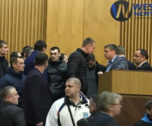 Конфлікт на сесії обласної ради, або Мерінов і Ко – проти. ФОТО