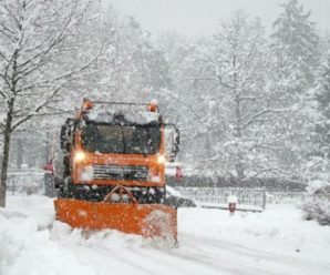 ДТП у Франківську: під колесами снігоприбиральної техніки опинилася 24-річна жінка