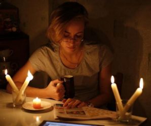 Запасайтеся свічками: електрика стане недоступною для українців