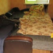 На Харківщині чоловік під приводом щедрування затягнув 10-річну дитину до спальні