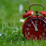 Літній час – 2018: коли в Україні переводять годинники