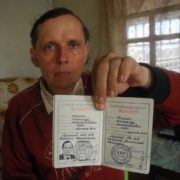 Волинському комуністу, який відрізав собі пeнiс, не дають російського громадянства