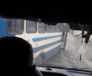 Перегони “Формули”: на Прикарпатті автобуси ганяють, як навіжені, незважаючи на пасажирів. ФОТО