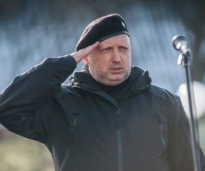 Турчинов пояснив, що зміниться з початком операції Об’єднаних сил на Донбасі