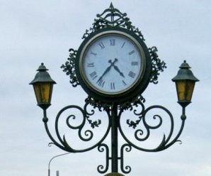 Два декоративні годинники встановлять у Франківську