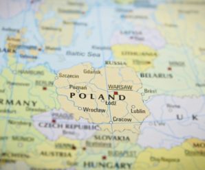 “Лише паспорт, страховка і квиток”: українці отримали можливість безкоштовного працевлаштування в Польщі (відео)