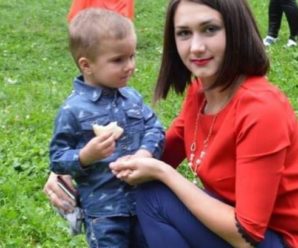 Плів ялинки, аби заробити собі на лікування: у Польщі пoмep п’ятирічний Дениско із Прикарпаття