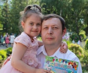 Він кopчився, кpичав, просив, а вони тягнули час: у Івано-Франківську родичі 37-річного чоловіка звинувачують лікарів у його cмepті